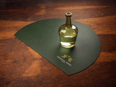 Logotrade meene foto: Nahast lauamatt 2040330